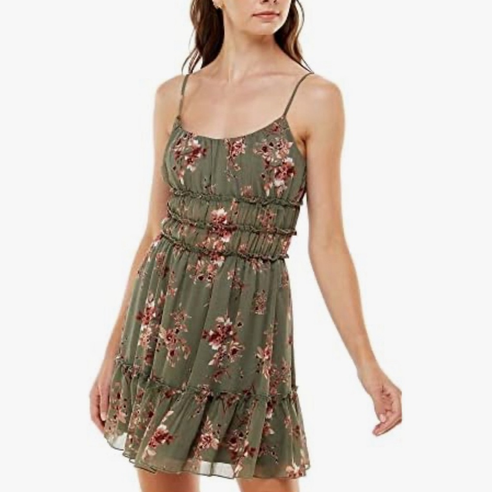 Green Ruffled Floral Spaghetti Strap Scoop Neck Mini Fit + Flare Dress Size: S
